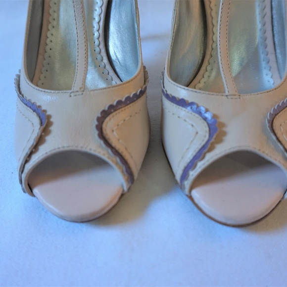 BCBG Peep Toe Heels Pink Lavender Size 8.5 - Picture 5 of 5